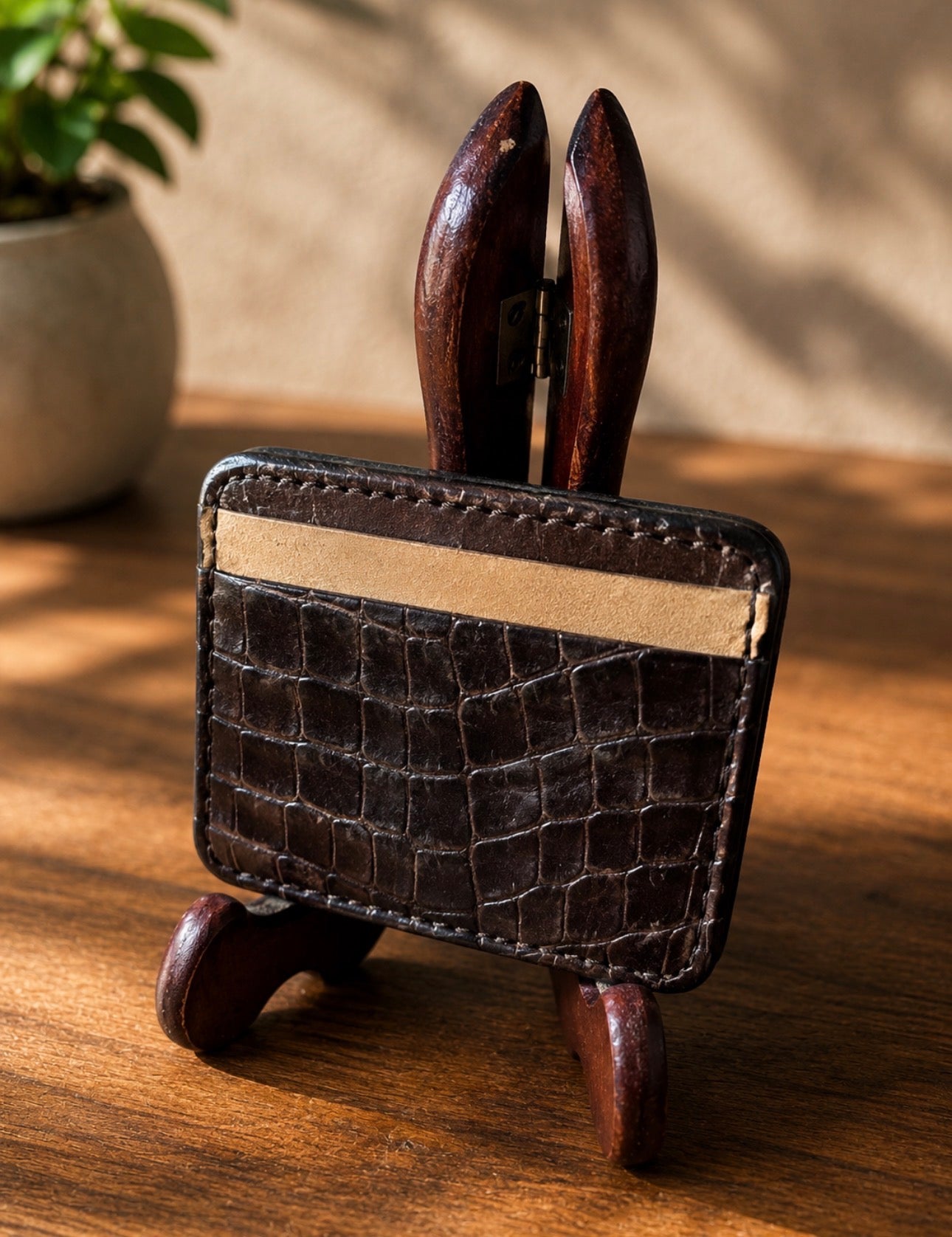 Limited Edition 1992 Embossed Leather Minimalist Card Holder Wallet – Handcrafted Saddle-Stitched Front Pocket Wallet by Grain & Grit Leather Co